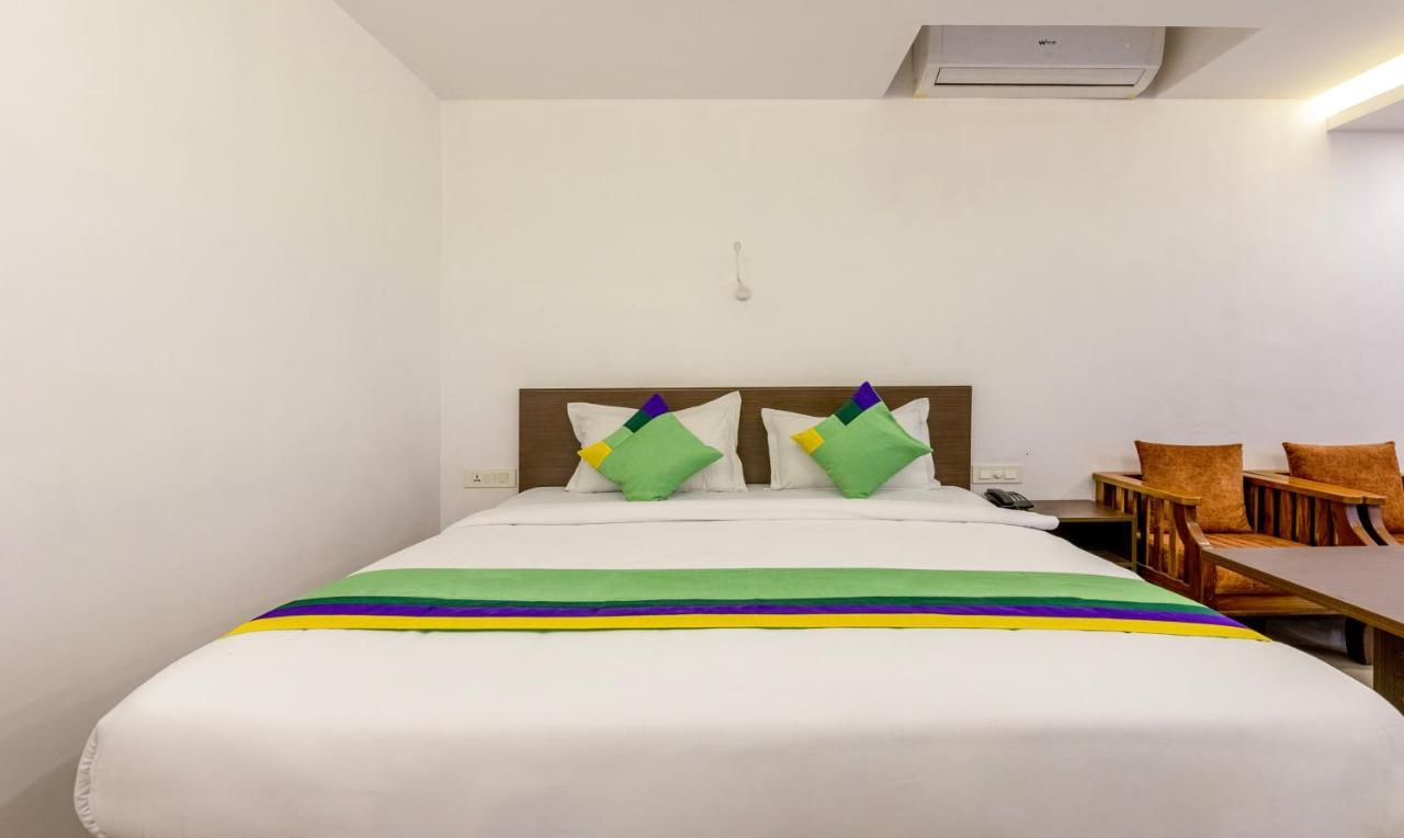 Kochi Treebo Trend Airport Avenue Plaza Cochin Airport酒店 外观 照片